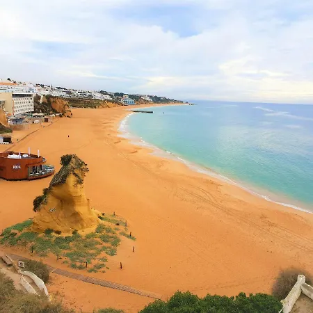 Edificio Sequeira: T2 Vista Mar Apartamento Albufeira